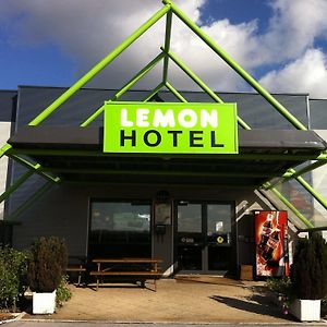 Lemon Hotel Arques